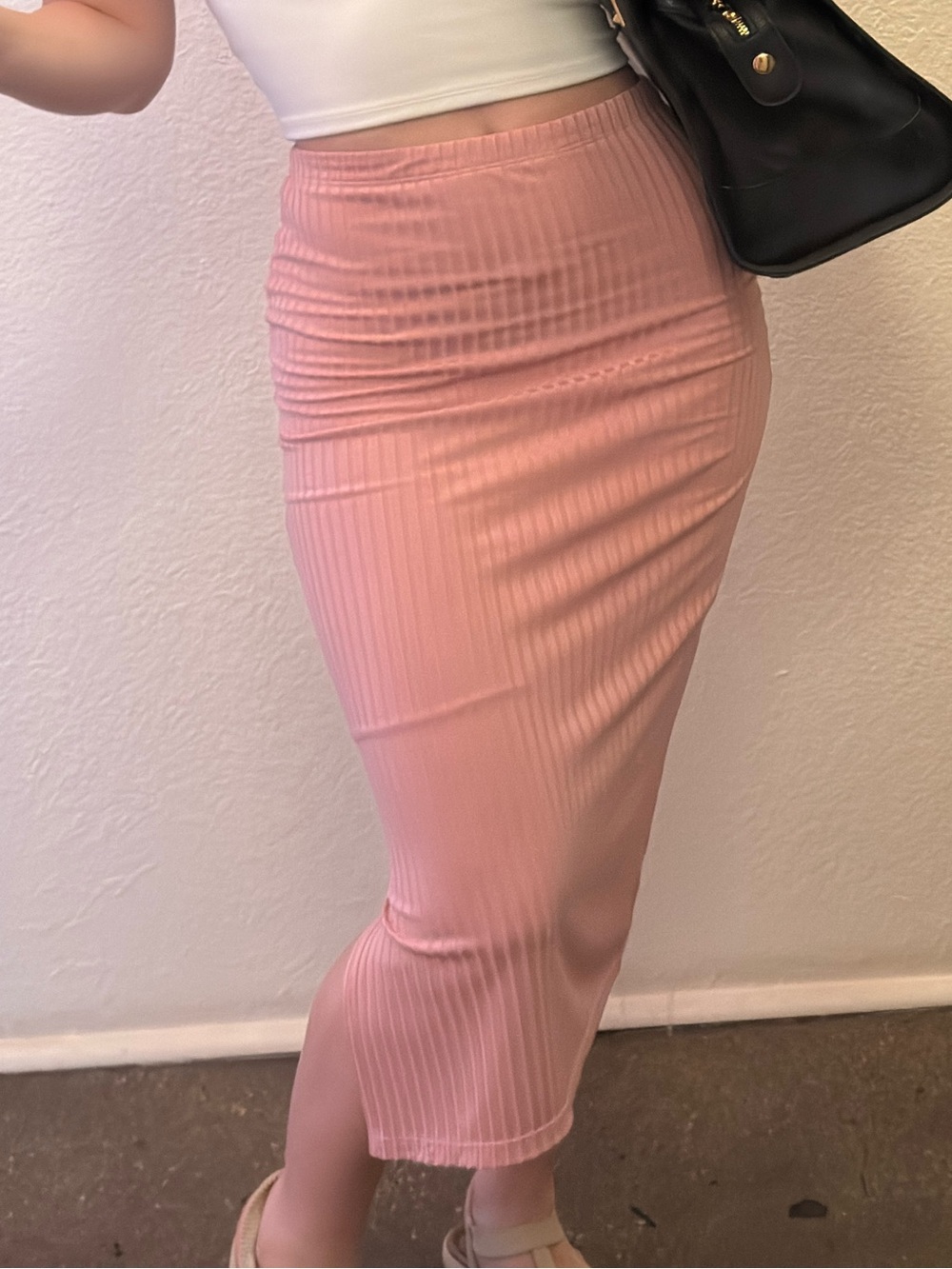🧖🏻♀️ Women’s Ribbed Midi Skirt in Dusty Pink - Picture 2 of 2